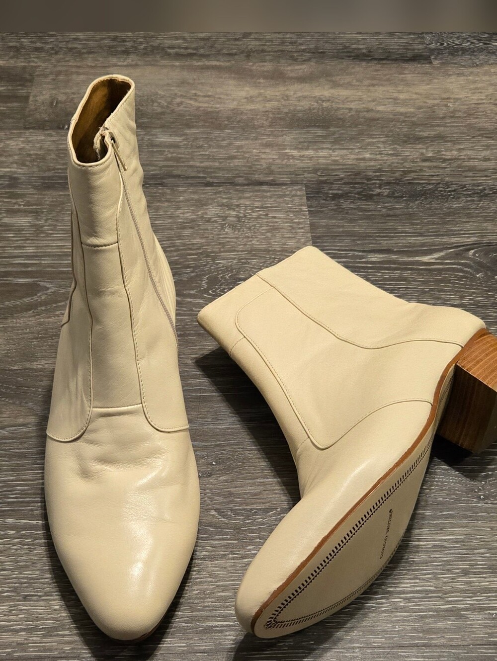 Giorgio Brutini Cream Leather Ankle Boots with Block Heel